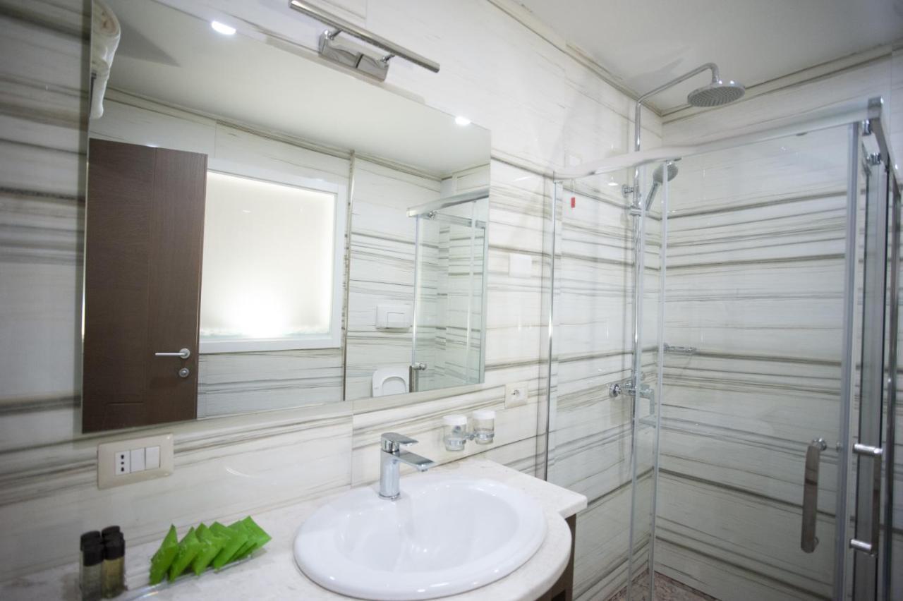 Agsel Hotel & Spa Tirana Exterior foto